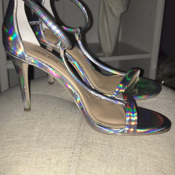holographic pumps